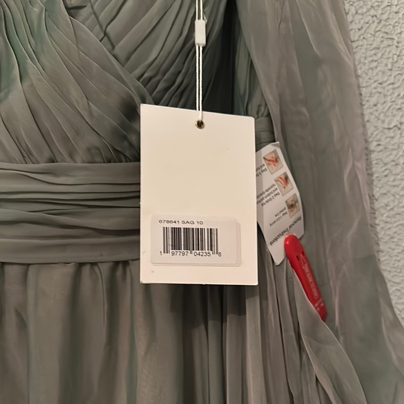 Mac Duggal Peasant Skirt V - Neck Dress, Long Sleeve Sage Gown New with Tags - Picture 8 of 15